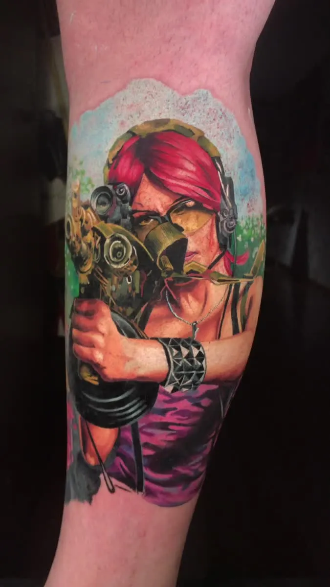 Tatuagem colorida de caveira com pincéis